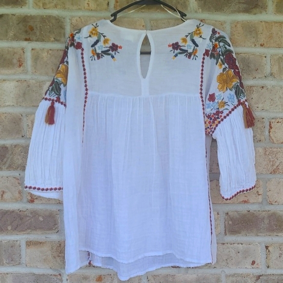 Embroidered Boho Blouse - Picture 6 of 8